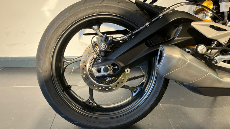 Triumph Street Triple R (23MY)